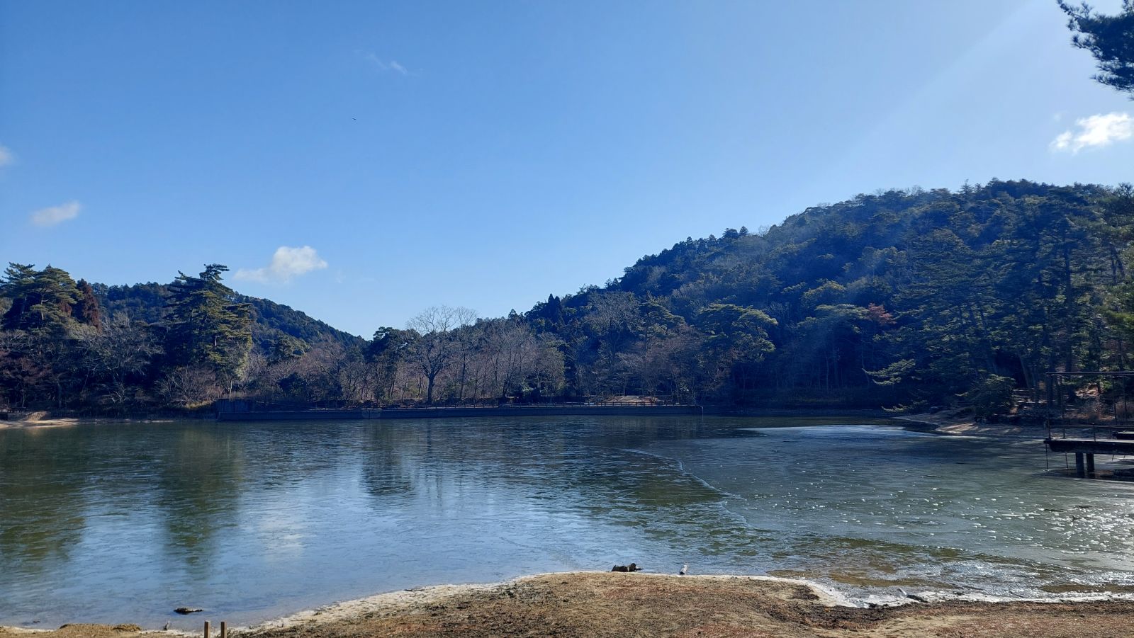 外航船等に積み込む物品の譲渡等に係る消費税の免除_積換え期間の延長など